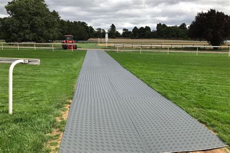 temporary ground protection mats